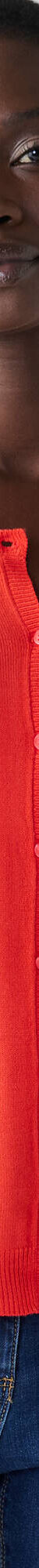 Cardigan boutonné col rond uni, toucher doux (rouge) Cardigan boutonné col rond uni, toucher doux (rouge)